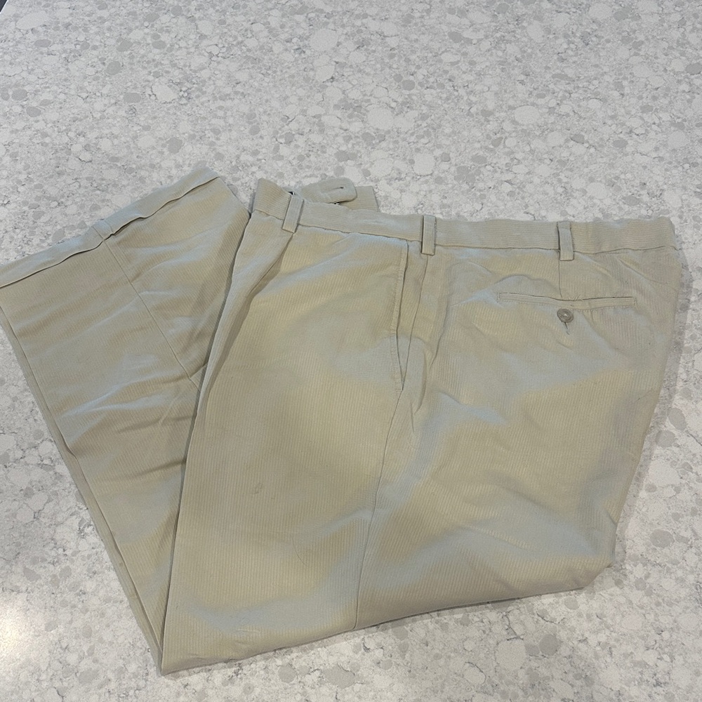 Cubavera Men's Light Tan Chinos